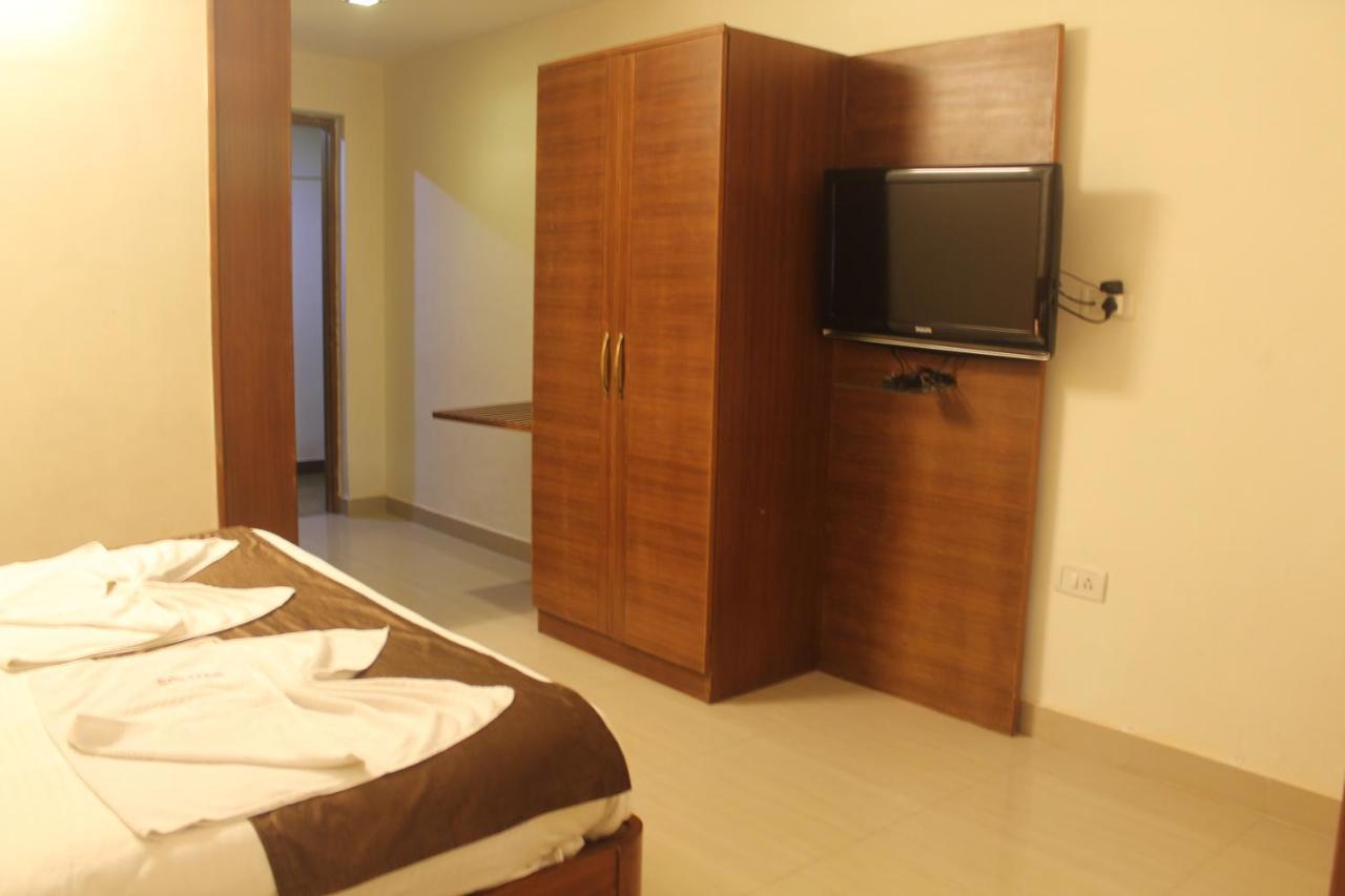 Hotel Solmar Panaji Luaran gambar